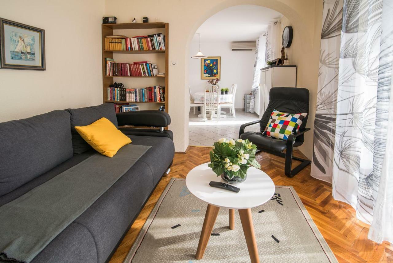 Ksenija Apartment Kornic Bagian luar foto