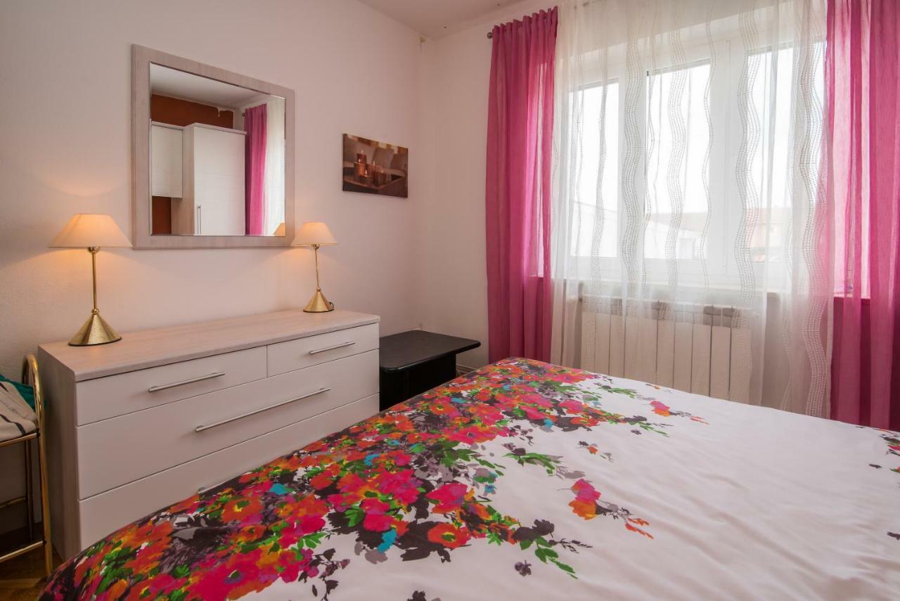 Ksenija Apartment Kornic Bagian luar foto