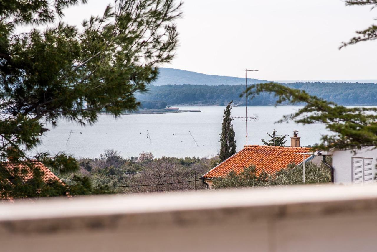 Ksenija Apartment Kornic Bagian luar foto